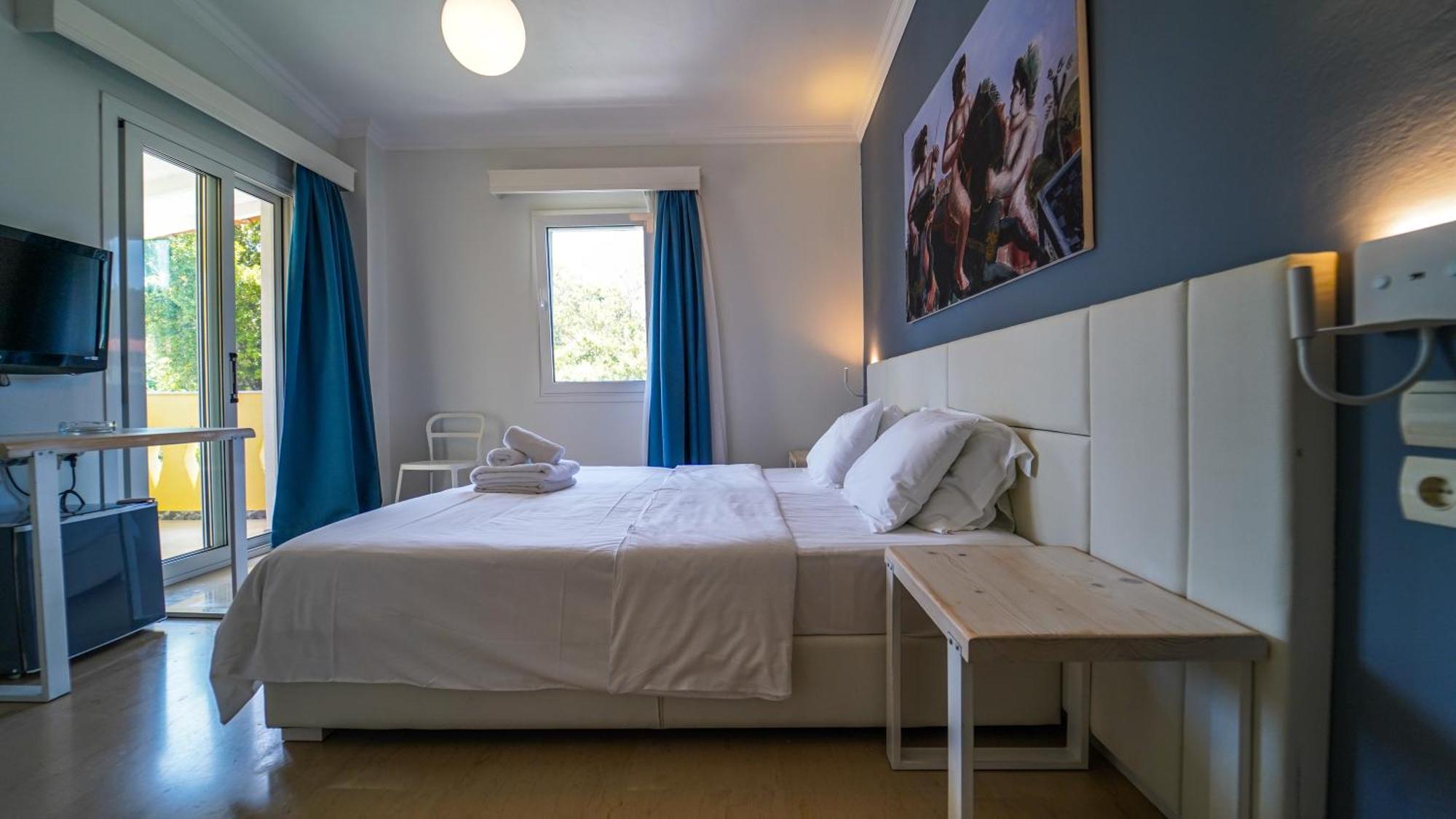 Cape North West Hotell Parga Eksteriør bilde