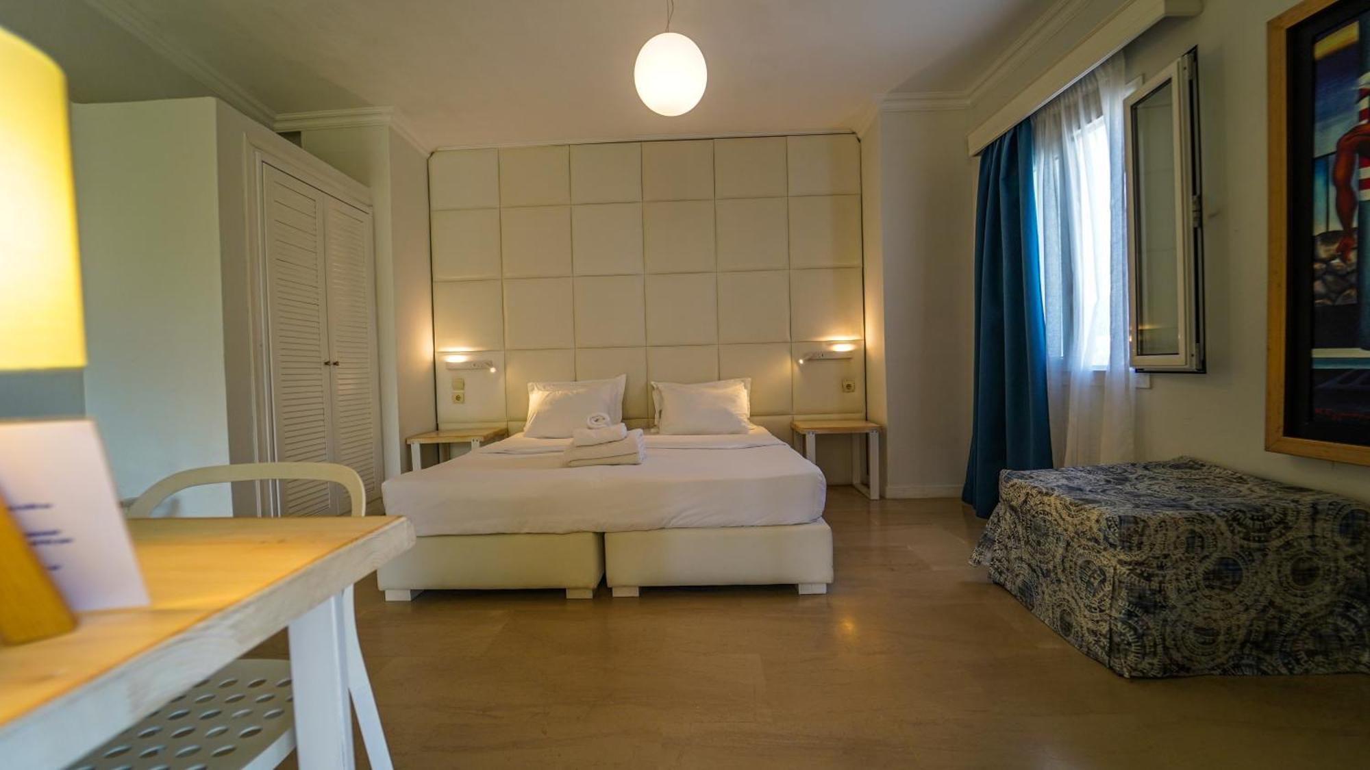 Cape North West Hotell Parga Eksteriør bilde