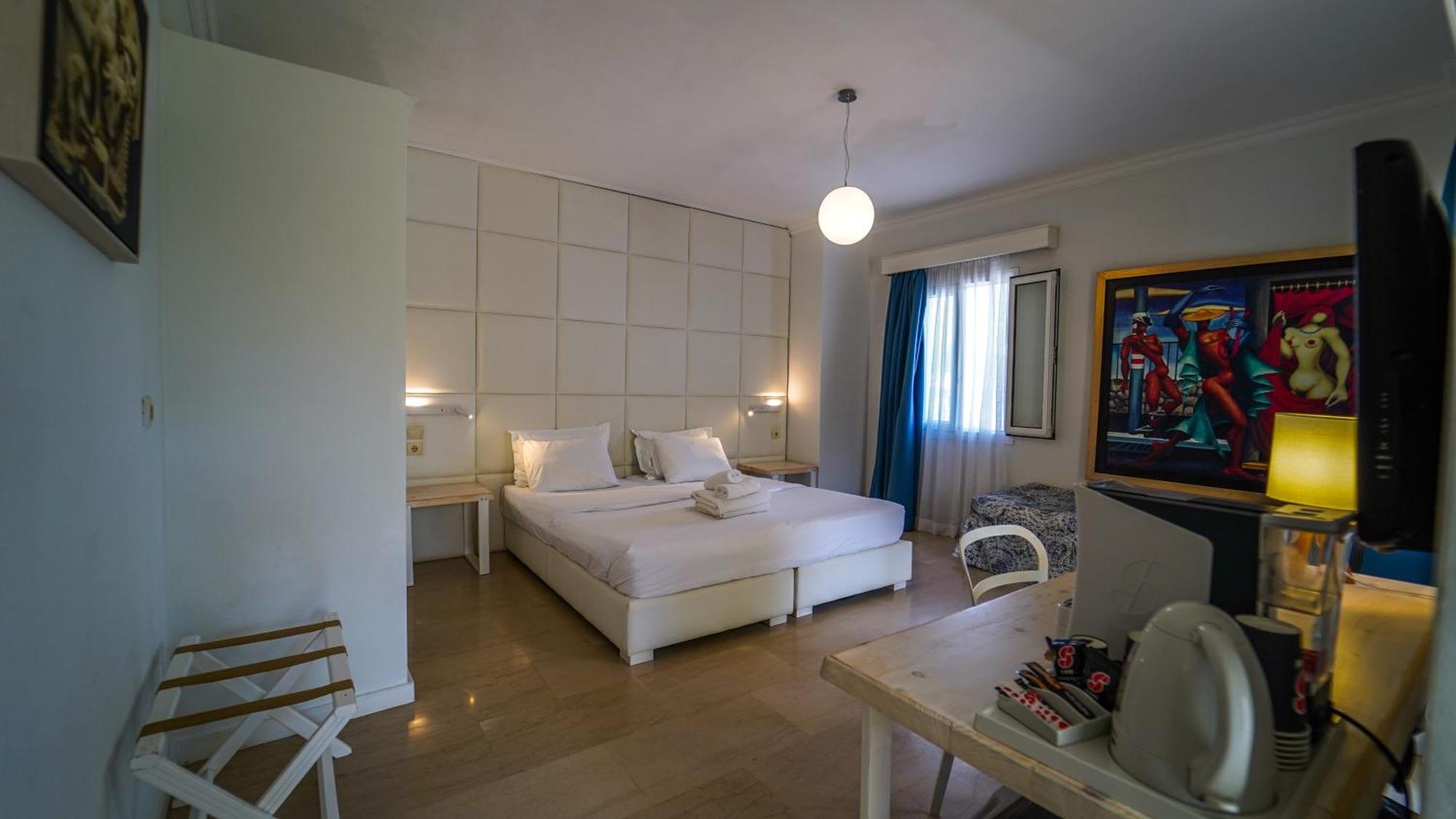 Cape North West Hotell Parga Eksteriør bilde